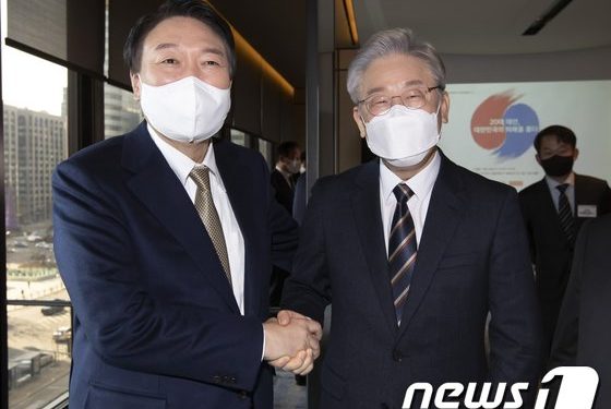 與, 청년선대위 출범·당직자 일괄사퇴…野 ‘김종인 모시기’ 전방위 설득