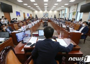 오늘 과방위 당정…’누리호’ 이을 우주개발 진흥 예산 논의