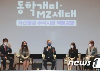 여야 대선 후보, 11일에도 전국으로…이재명은 ‘청년’, 윤석열은 ‘호남’