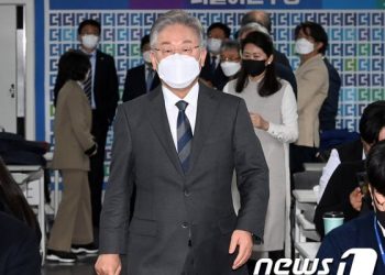 ‘지역 표밭 공략하라’…이재명, 253개 지역 선대위 가동 준비