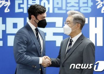 국힘 “李, 혈맹국 의원에 ‘네 탓’ 시전” 민주 “이간질 의도”