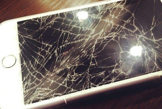 깨진 액정 걱정 끝?…애플, 사용자 셀프수리 제도 도입 계획