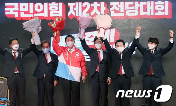 ‘민심 거스른 당심 밉다’…경기지역 청년들 ‘차라리 이재명에 곁눈질’