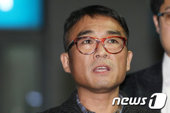 김건모, 가세연 제기 ‘성폭행 의혹’ 2년만에 벗었다…검찰, 무혐의 처분