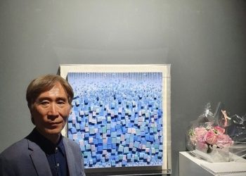 환경오염 경고 담아낸 알루미늄…윤경렬 초대전