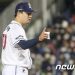 두산, 전력·체력 열세 딛고 삼성에 2연승… 7년 연속 KS ‘신기록’