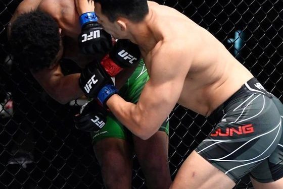 UFC 4승 정다운 “내 주먹에 더 힘이 있었다”…은제추쿠에 1R KO승