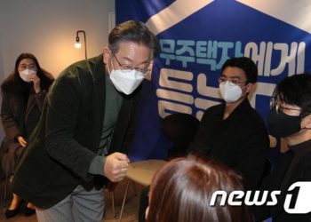 “집값 해결 없이 대권 없다”…공약 공들이는 李, 이달 중 발표할 듯