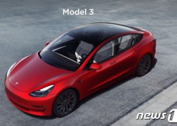 테슬라, 모델 3·S 47만5000대 리콜…”후방캠 오류 충돌 위험”