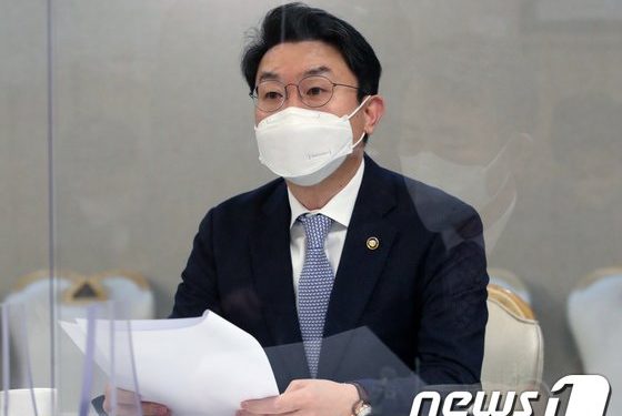 정부, 설 명절 물가 이달부터 대응…예년보다 3주 앞당겨