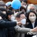 ‘방역 위기’ 코로나에 발 묶인 후보들…선거운동 방식·전략 고민
