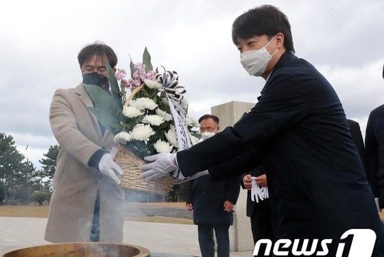 ‘잠행 3일차’ 이준석 “윤핵관은 사리사욕에 충성”