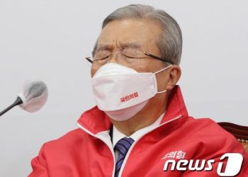 ‘그정도론 안돼’ 선대위 해체론 딛고…김종인, 칼 안 대고 핵심 노린다