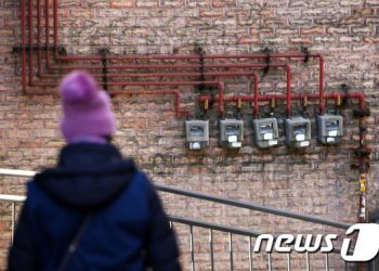 대선용 3개월짜리 생색?…전기·가스요금 차기 정부서 일제히 인상