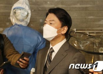 대구찾은 안철수 “이재명·윤석열, 대한민국 미래 먹거리 못 만들어”