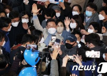 이재명 ‘고향 TK’ 윤석열 ‘외가 강릉’으로…”추경 당장 하자” 한목소리
