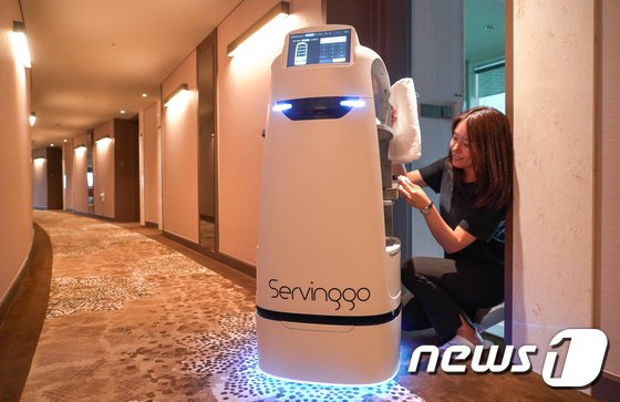 사라지는 구식 일자리…’노동전환 연착륙’ 정부 방안은