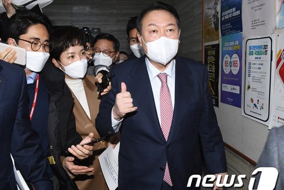 이준석·조수진 갈등, 신지예 영입 논란…국민의힘 선대위 ‘따로국밥’