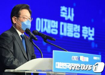 이재명, 오늘 징집병-부사관 ‘선택적 모병제’ 공약 발표