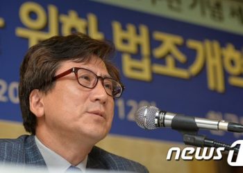 文, 신임 감사위원에 ‘공동 저자’ 김인회 재가…차관급 9명 인사