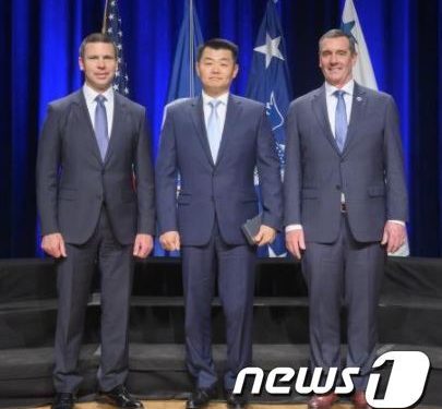 “‘바이든 경호 총책임’ 한국계 데이비드 조, 은퇴 후 뉴욕 투자회사 취업”