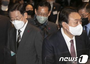 “이재명 올라온다” “윤석열 왜 이래”…인천 지지자 ‘희비’