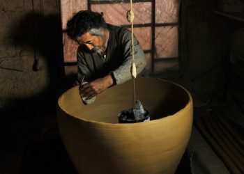 8대째 전통 옹기가업 이어온 정대희씨…경북 무형문화재 보유자 지정