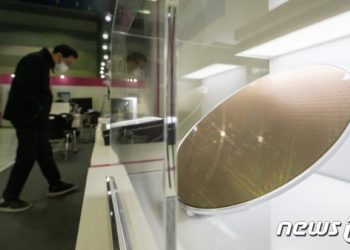 호황 지속되는 반도체 시장…10월 전세계 매출 24% 증가