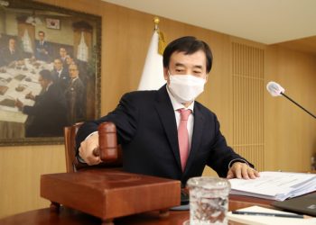 기준금리 인상땐 주담대 연 이자 6~7%…실수요자 매수심리 ‘꽁꽁’