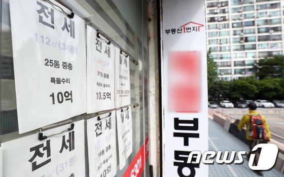 집값하락·보합 통계에 정부 ‘자신감’…”공급 없어 집값 오른단 말 안나오게끔”