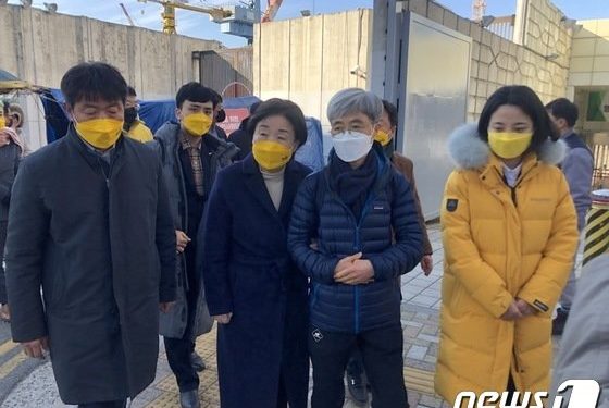 부산 찾은 심상정 “이번 대선엔 노동 빠져, 절실하게 임하겠다”