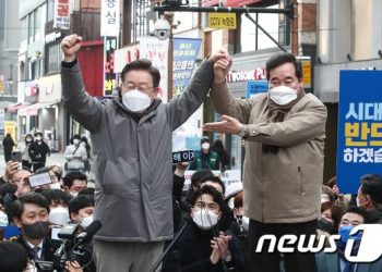 이재명, 경기 매타버스 나흘째…부천서 노동공약 발표