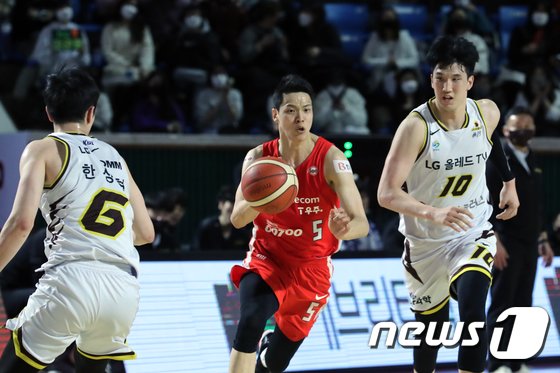 ‘지는 게 낯설다’ 9연승 신바람 서울 SK…핵심은 역시 김선형
