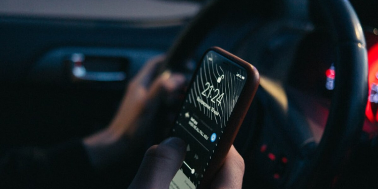 앨라배마주 하원, 운전 중 휴대폰 소지 금지 법안 부결