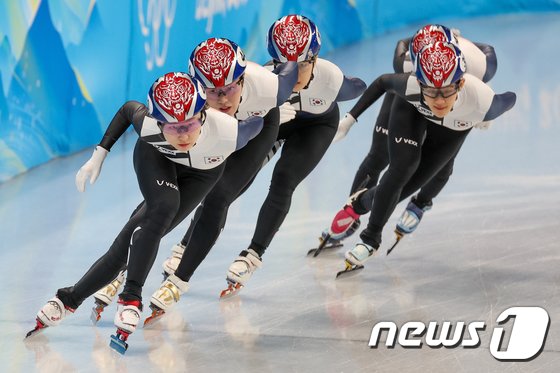 베일 벗은 중국 쇼트트랙…자신감 넘치는 한국은 ‘마이 웨이’