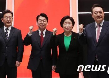 첫 선관위 주관 TV토론…어지러워진 전선에 각자도생 ‘난타전’