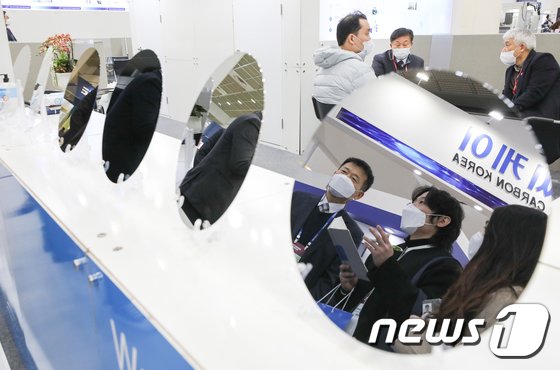 ‘한물갔다고?’ 반도체 공급난에 ‘가성비’ 8인치 웨이퍼 ‘귀한몸’