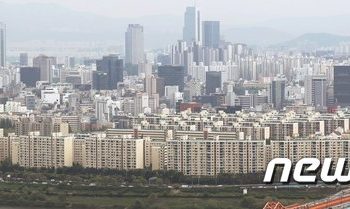 “주춤한 거래에도 ‘안전자산’ 믿음 여전”…숨 고르는 강남3구
