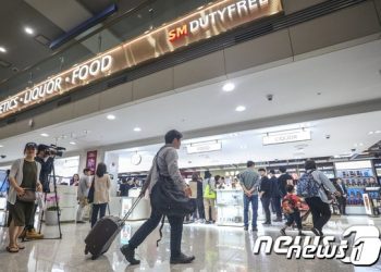 5000달러 넘는 명품백 3월부턴 면세점서 구매 가능