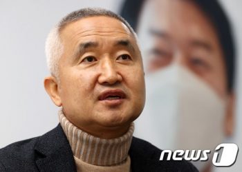 최진석 “DJ이후 정치 추락…민주화後 어젠다 실종, 갈등· 분열·포퓰리즘 등장”