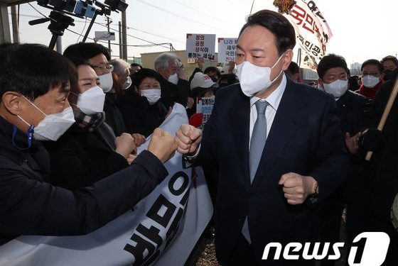 윤석열, 손편지에 5번째 호남행…’보수 무풍지대’ 깨지나