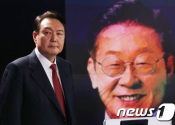 李·尹 ‘네거티브’ 더 거세졌다…대장동·주가조작 135분간 혈투