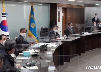 靑NSC “러시아의 우크라 침공 강한 유감…즉각 중단해야”(종합)