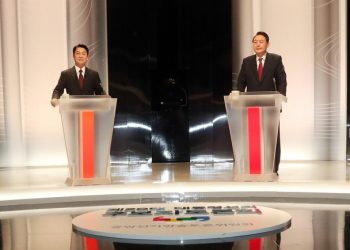 법정 TV토론 2차전 ‘정치·외교’…’개헌·사드’ 공방