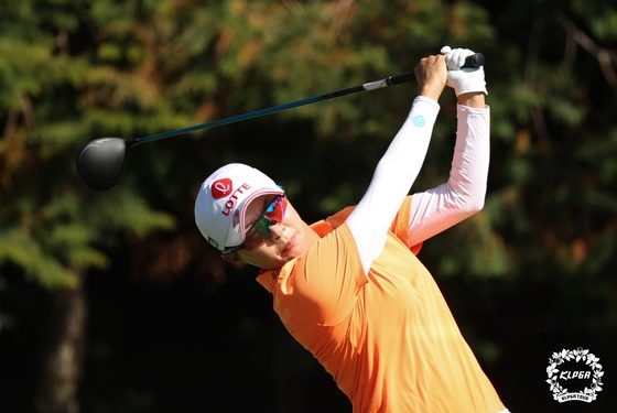 7타 줄인 김효주, 혼다 LPGA 타일랜드 2R서 공동 10위로 점프