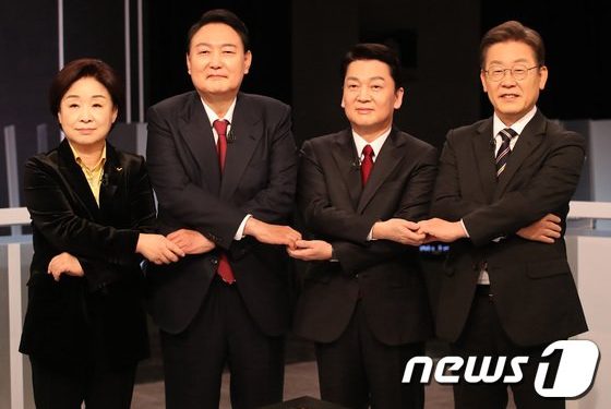 오늘부터 여론조사 ‘블랙아웃’…’尹·安 전격 단일화’ 여론 확인 불가
