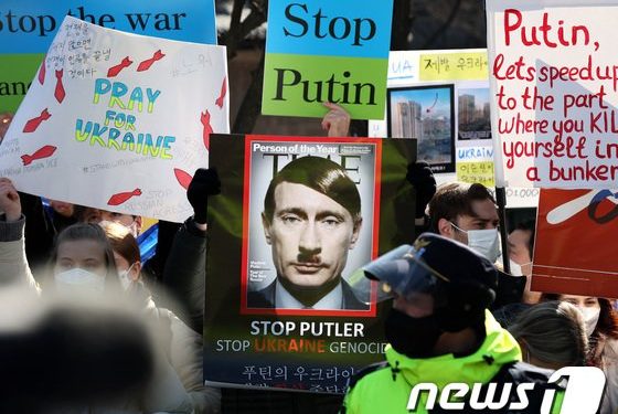 글로벌 기업 대거 러시아 제재 나서는데…韓 기업 침묵하는 이유는