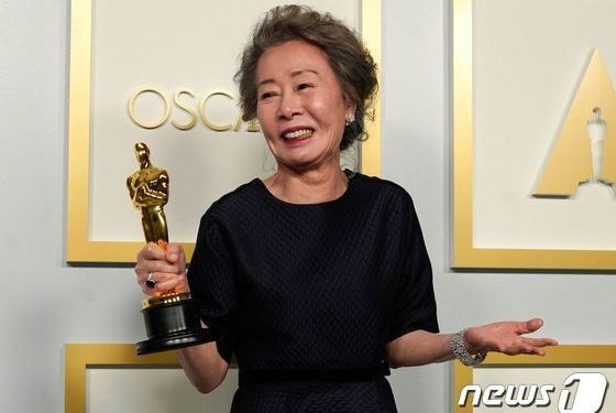 윤여정, 아카데미 시상식 시상자로 참석 “3월 중순 출국”