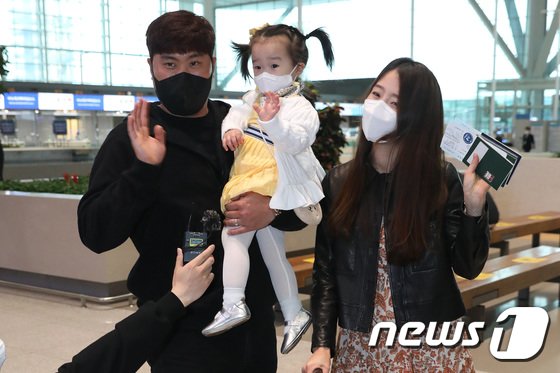 치열해진 에이스 경쟁…명예 회복 노리는 ‘코리안 몬스터’ 류현진