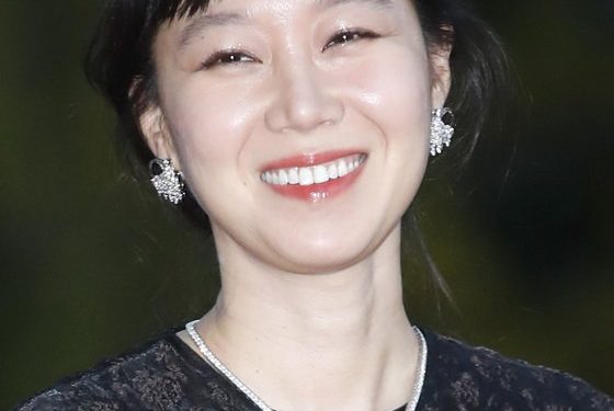 손예진·현빈 결혼식 부케, 절친 공효진이 받았다